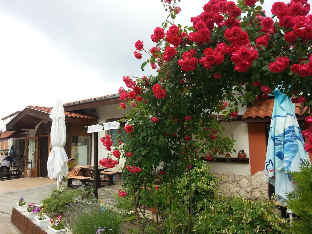 Sea View Family Hotel Kranevo Exterior photo